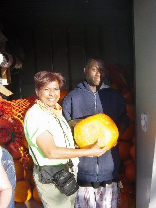 The free pumpkins were HUGE! :

