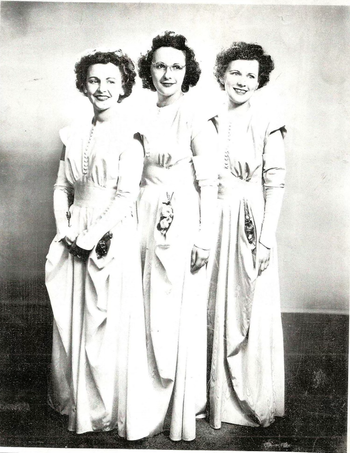 Thomas Sisters Vocal Group (TG's Grandmother in the middle)
