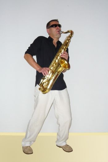 Stephan Goessl - saxophone, keys
