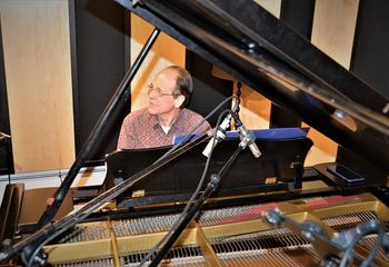 DSC_0503-Rod-piano-680-340 Rod Luther in Studio working on a new project...
