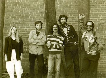 1980's Band. Grayson Hugh & The Wild Tones, 1982. (from left to right: Polly Messer, Grayson Hugh, David Stoltz, Tom Majesky, Rob Gottfried.)
