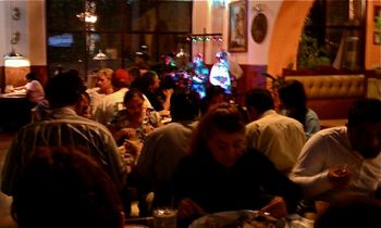 Full House en el Restaurant Mexicano FIESTA MAYA este pasado 9 de abril del 2011
