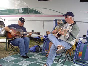 Jammin_at_the_Lakes_Bluegrass_Festival3
