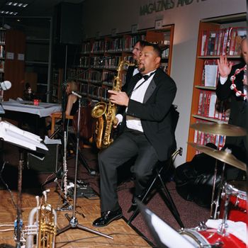 James Cotton holding forth at the Library, 2002
