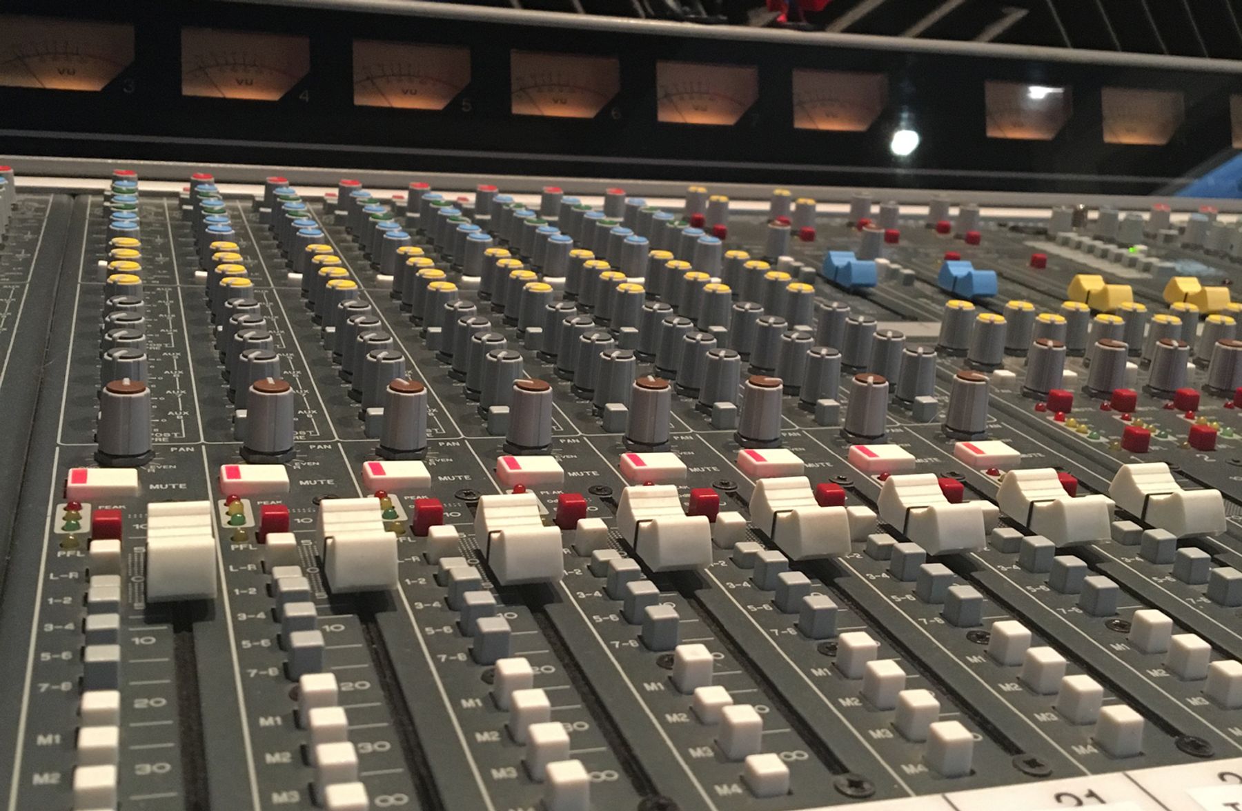 Cross Connection Studio| Home