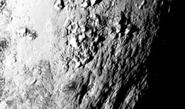 NASA-IMAGE-NEW-HORIZON-PLUTO-SURFACE