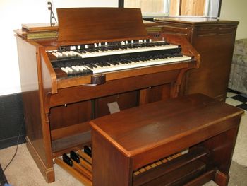 The latest addition to Pain Organ Rental Service's fleet: "Cleo" the C-3!
