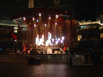 GN'R Stage Set Being Constructed
