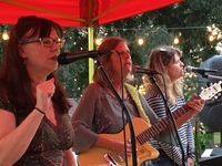 Wicked Sisters at Rancho Victoria Vineyard  /  Wine Release Party