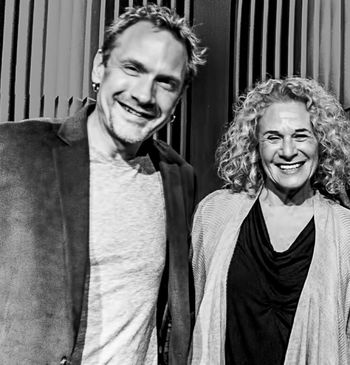 10154148_10152365592414885_3401804231450750000_n Fantastic night performing with Carole King!
