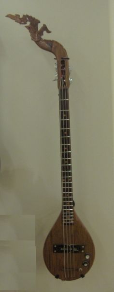 2008 Electric Phin Bass made by the Isan people of Thailand
