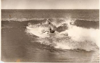 nice guy Doug...looking an awful lot like Jim Carney here!! Doug showing his style on a nice Bayleys wave 1970's....another one of our hot local rippers!!!
