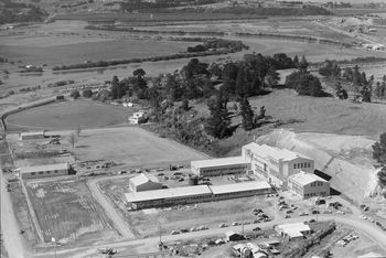 meanwhile in whangarei there was plenty of jobs available in 1962 you could get a job at the glassworks.....of course asbesos..or fibreglass or fine glass dust was no problem then...we didn't even bother with masks....oh boy!!!!!!!...Okara Shopping Center their now!!..the old cricket pitch in the distance on Port road!!

