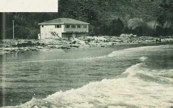 1957  the new Yacht Club pavilion fronting Kaiti Beach
