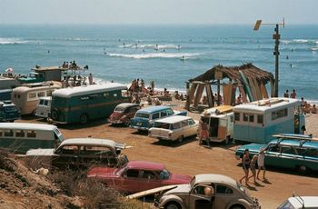 however in California in 1962 !!!!!!!!!!!!! NZ surfing was always about 10 years behind the US and Australia in popularity until the mid to late 60s....which was fine by us...we had a ton of uncrowded waves .....
