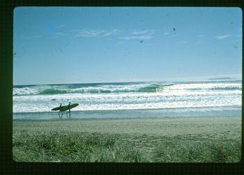 Beautiful lookin swell running this day.....Waipu...down the beach 1966.. Bill Durham and his mate...riding a pintail longboard...unusual shape for a local board...maybe an Hawaiian board!!!.....dontcha just love those offshore conditions!!....
