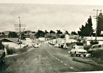 down thru the main street of Wellsford.... lookin like a real country town here in '65

