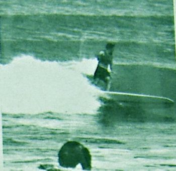Bruce at the NZ Champs in Gisborne 1967 Beautiful drop-knee backhand turn by Bruce
