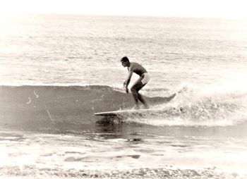 Phil Cooney gliding along a nice little Pataua peeler ...summer of '64
