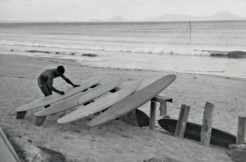 and a sleepy old summers day at Waipu...summer of '62... no rush.....the Edge brothers boards getting a good wax up...before a nice little play around on the ankle biters...
