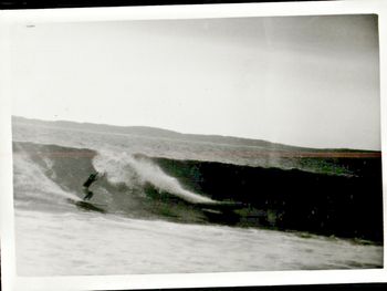 Legs doing a Colin Lowe Boydy trick....dropping in on Bob... off the inside point ...Ahipara
