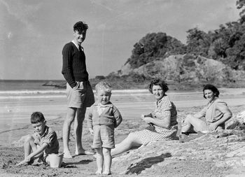 The Wells and Jackson family...stressed out ...fighting off the crowds...summer of '46....Ha!!!! I wonder if some of us might know those little guys today..they'd be in their late 60's.......let me know!!!.....how many beaches around NZ would have looked empty like this in the 1940's...amazing!!..
