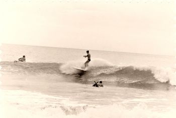 and here's my bro...Phil Cooney cutting back on a beautiful 1964 Pataua wave only just a few of us there...just our 2 carloads ...no one else.......probably the same around much of NZ at that time....heaps of places still hadn't even been surfed (or found) yet!!
