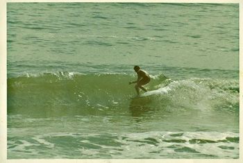 Waipu regular..Mike Tinkler ...nice nose trim on a small Piha day It was always a massive contrast when we used to surf Takapuna (when i lived there) then head over to the west coast...you never knew what to expect!!!....west coast was often a challenge with those sneaker sets!!

