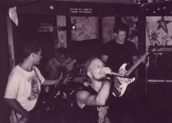 Live @ the 404 Willis, August 27th, 1995. #3 Photo by and courtesy of Mark Ortner.
