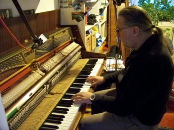 Gerald - Piano (1)
