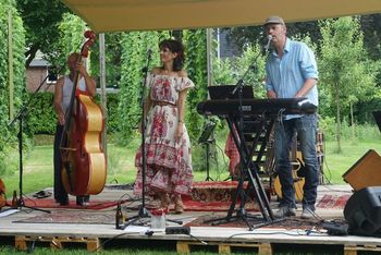 Zomerkriebels Festival, Beerze Brouwerij, Vessem, June 11 2017. Photo 1 by Petra Valkenburg.
