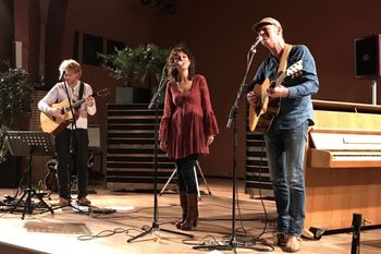 Theater De Ontmoeting, Rozenburg. November 18 2017. With Baer Traa. Photo by Wendy Lodewijk.
