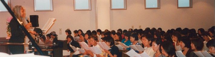 Vocal Coach for Full Voice gospel choir workshop in Japan