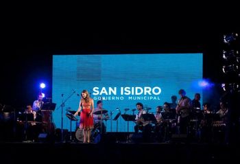 2013 FESTIVAL SAN ISIDRO JAZZ: DELFINA & ARTISTRY BIG BAND. HIPÓDROMO DE SAN ISIDRO, BUENOS AIRES 9

