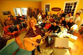 After a house concert for friends at the N House. Photo by Bob Meyer.
