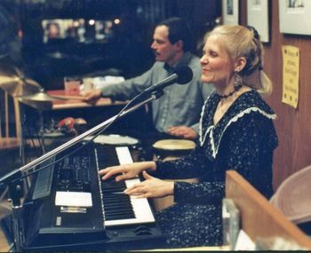 1999 Performing with Ron Schmitt as The Kari Tieger Duo at Borders Books & Music

