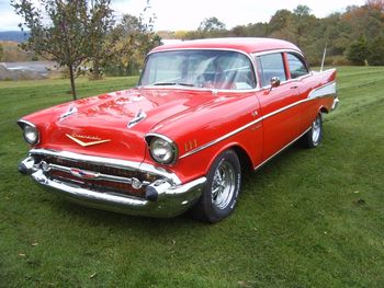 57_Chevy_right_front_view
