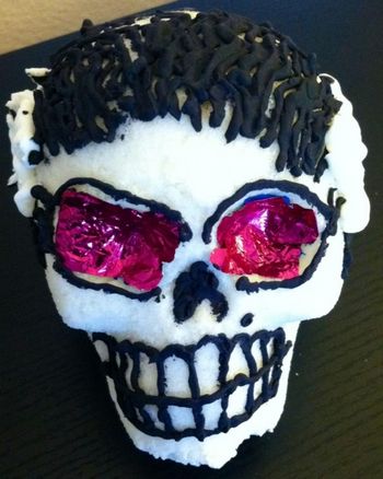 2013 Sugar Skull 10 "Monster Bride"
