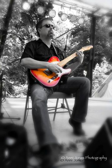 Dave Day - Guitarist
