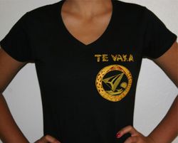 Te Vaka T-shirt Womens V- Neck