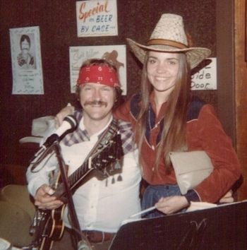 Kopperfield (EK) and Willie Nelson's daughter, Susie 1982 Willie couldn't make it but his daughter is a lot better looking anyway. EK opened her show as one man band.
