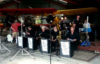 Big Horn Jazz Band preparing for take-off
