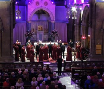Edinburgh 6 Donal McCrisken conducts Cappella Caeciliana in St Mary's Metropolitan Cathedral, Edinburgh, 21 November 2015
