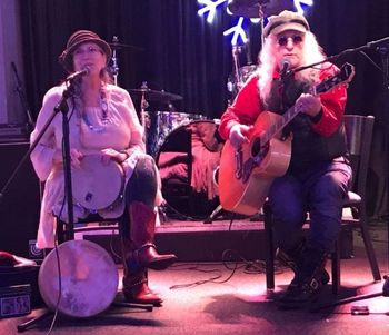 Joe Kidd & Sheila Burke in concert @ benefit to secure Christmas gifts for needy children - Mt Cleme
