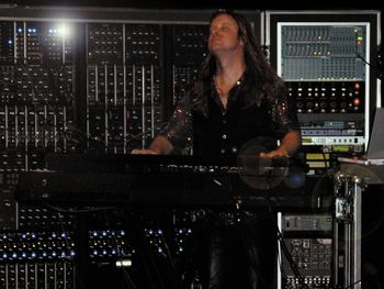 Erik Norlander at ProgWest 2002, photo by Tracy McCrite
