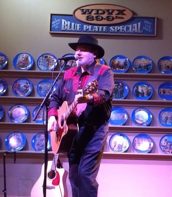 Les Kerr on stage WDVX Blue Plate Special, Knoxville, TN
