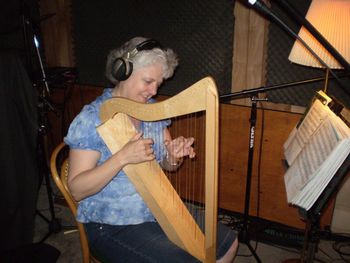 Recording the harp part in "Si Bheag Si Mhor"
