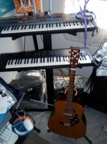 Yamaha Acoustic&Yamaha Synthesizer
