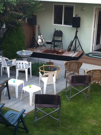 Out door House Concert Set up in the back yaer.
