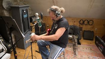 Recording at Pepperbox Studio (7) Steve on rhythm guitar
